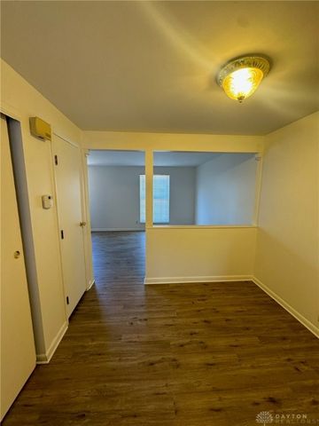 1108 Charleston Court, Fairborn, OH 45324