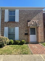 1108 Charleston Court, Fairborn, OH 45324