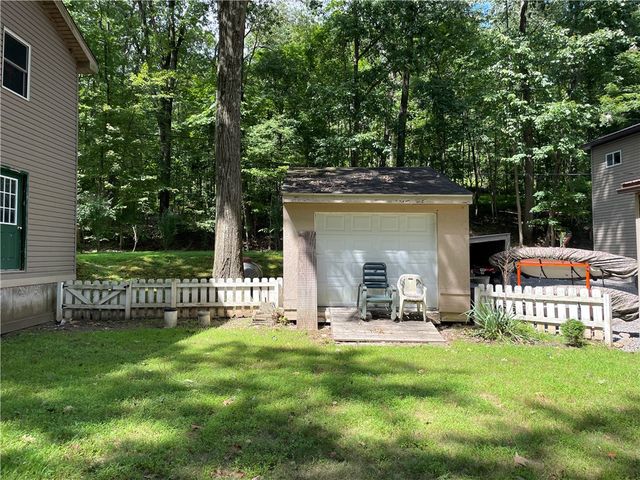 1850 Rockland Station Rd, Rockland Twp, PA 16374