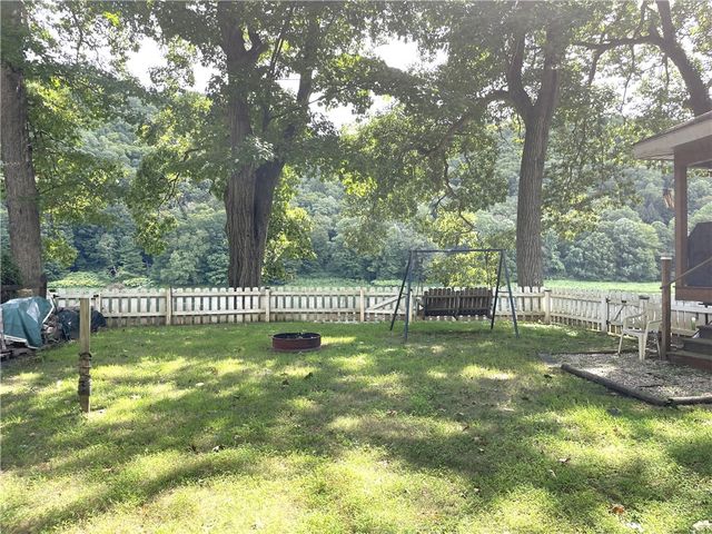 1850 Rockland Station Rd, Rockland Twp, PA 16374