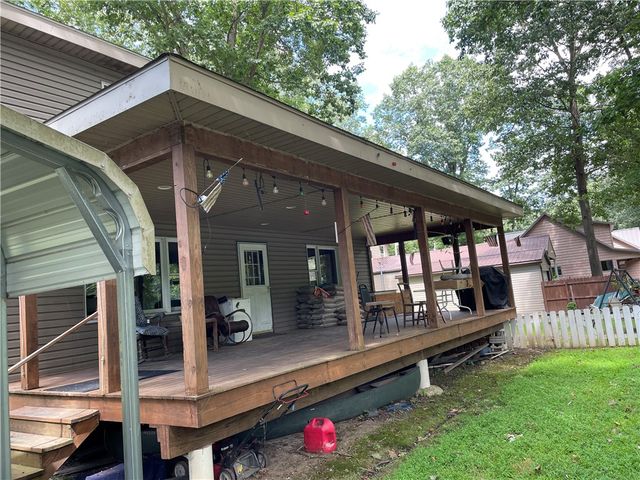 1850 Rockland Station Rd, Rockland Twp, PA 16374