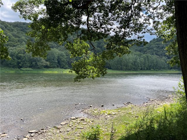 1850 Rockland Station Rd, Rockland Twp, PA 16374