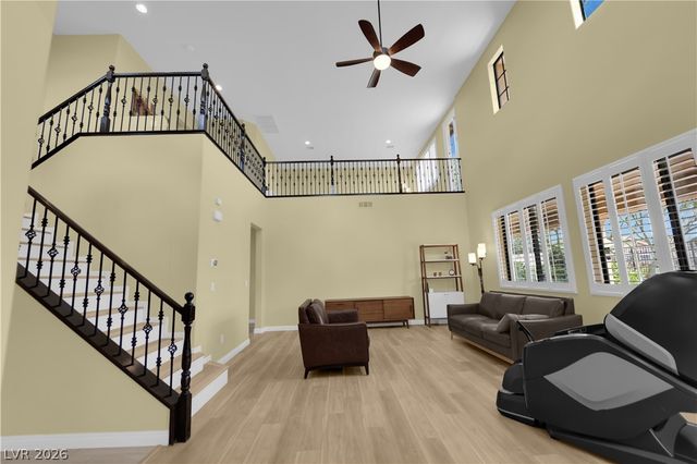 608 Highland Bluff Way, Las Vegas, NV 89138