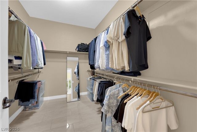 608 Highland Bluff Way, Las Vegas, NV 89138