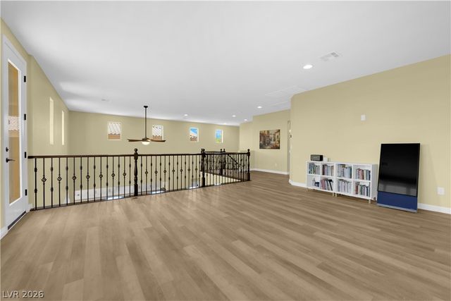 608 Highland Bluff Way, Las Vegas, NV 89138