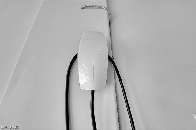 608 Highland Bluff Way, Las Vegas, NV 89138