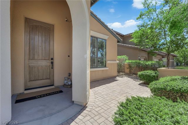 608 Highland Bluff Way, Las Vegas, NV 89138