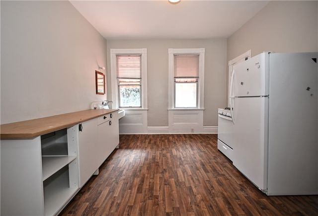 100 S 14th St, South Side, PA 15203
