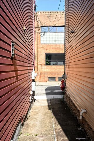 100 S 14th St, South Side, PA 15203