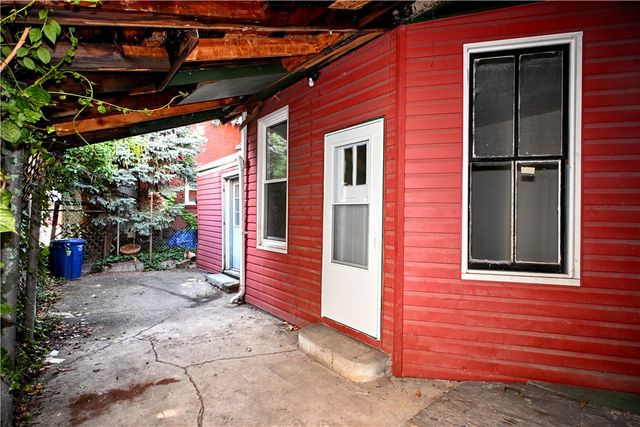 100 S 14th St, South Side, PA 15203
