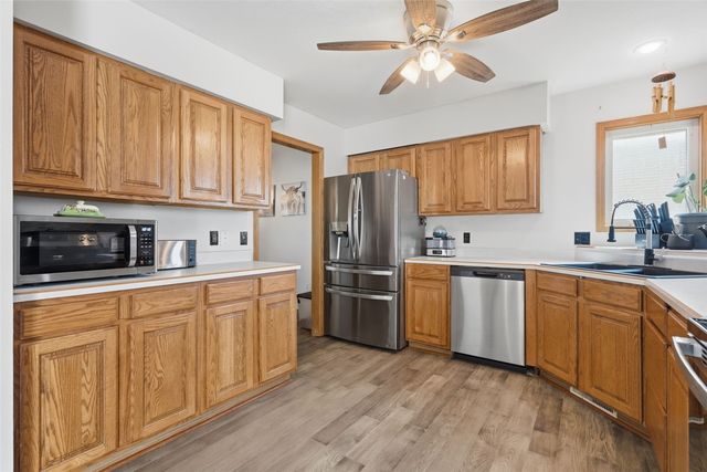 1255 Pacific Street, Ely, IA 52227