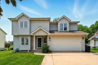 1255 Pacific Street, Ely, IA 52227
