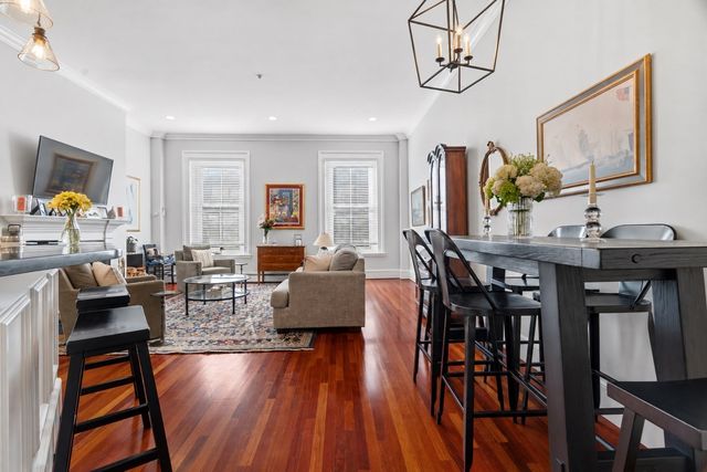 24 Marlborough St 6, Boston, MA 02116