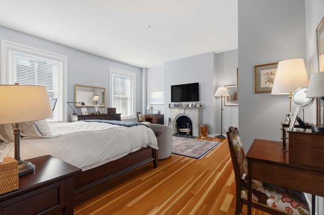 24 Marlborough St 6, Boston, MA 02116
