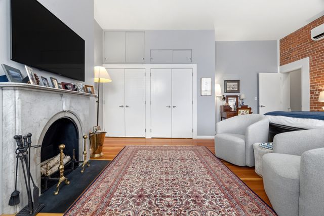 24 Marlborough St 6, Boston, MA 02116