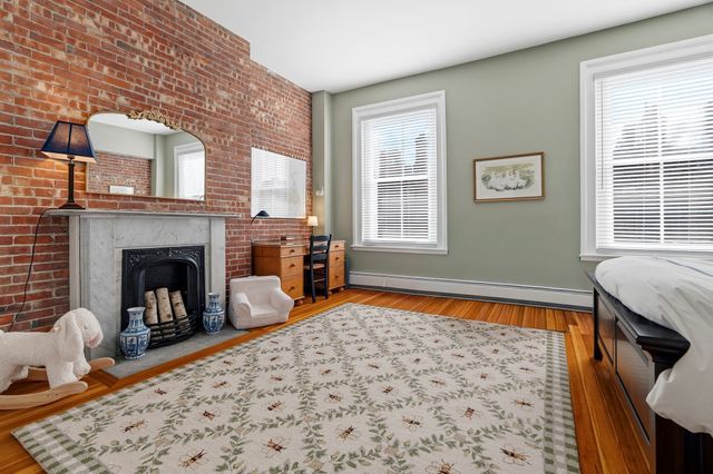 24 Marlborough St 6, Boston, MA 02116