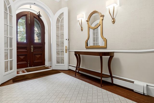 24 Marlborough St 6, Boston, MA 02116