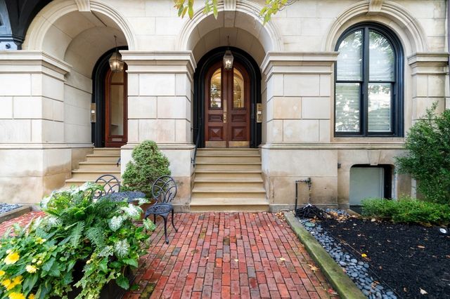 24 Marlborough St 6, Boston, MA 02116