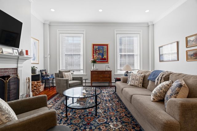 24 Marlborough St 6, Boston, MA 02116