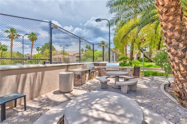 2050 West Warm Springs Road 312, Henderson, NV 89014