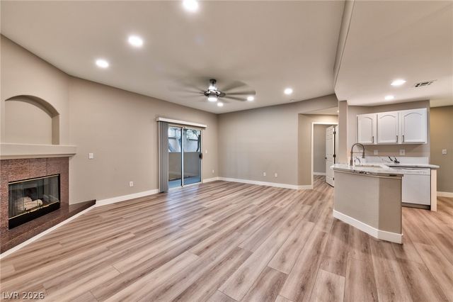 2050 West Warm Springs Road 312, Henderson, NV 89014