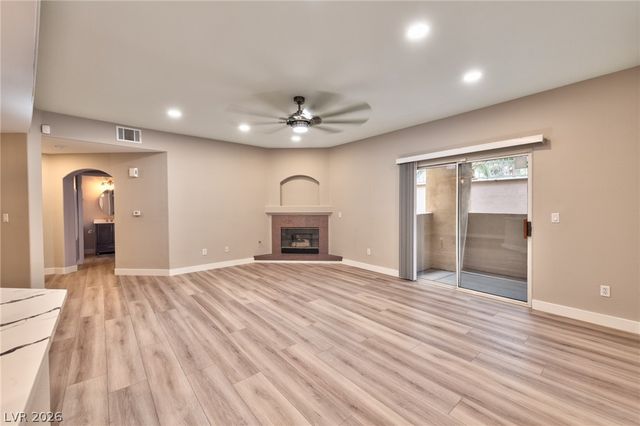 2050 West Warm Springs Road 312, Henderson, NV 89014