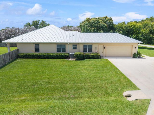 1106 SW Thoreau Court, Palm City, FL 34990