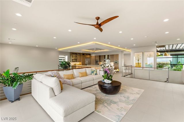 11152 San Terrazo Place, Las Vegas, NV 89141