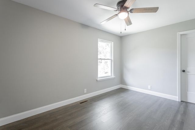 1303 Campbell Crescent, Lafayette, GA 30728