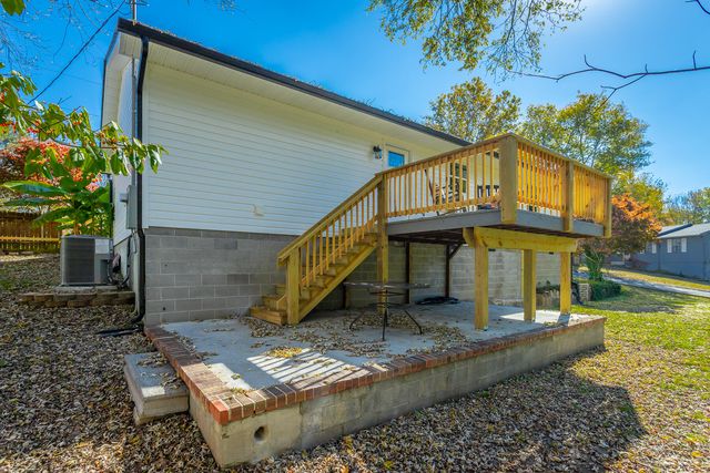 1303 Campbell Crescent, Lafayette, GA 30728