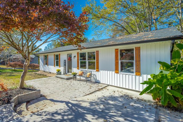 1303 Campbell Crescent, Lafayette, GA 30728