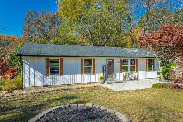 1303 Campbell Crescent, Lafayette, GA 30728