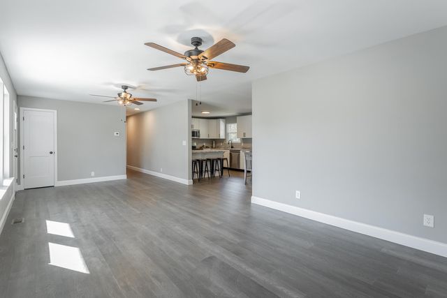 1303 Campbell Crescent, Lafayette, GA 30728