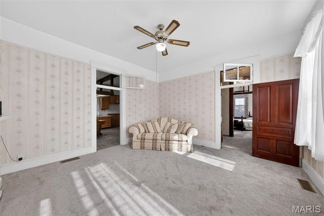 16 Maple Street, St Peters, MO 63376