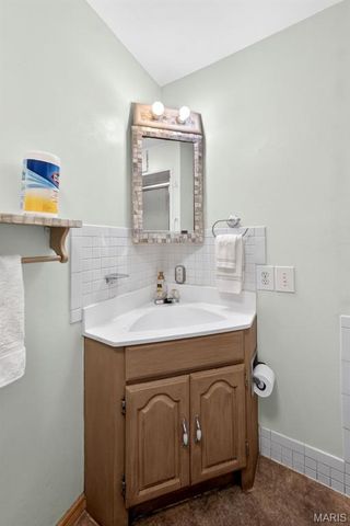 16 Maple Street, St Peters, MO 63376