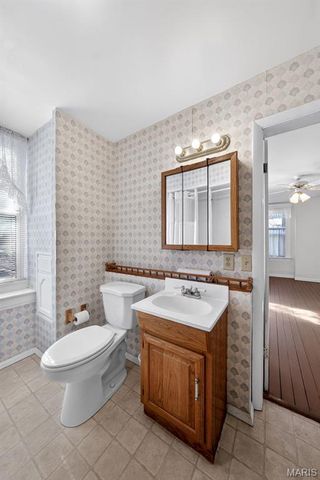 16 Maple Street, St Peters, MO 63376