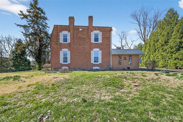 16 Maple Street, St Peters, MO 63376