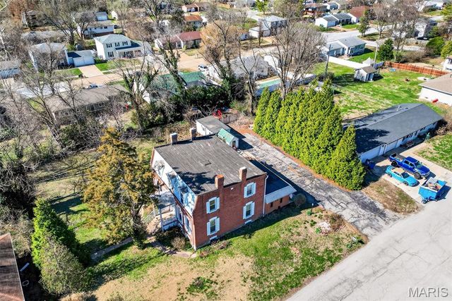 16 Maple Street, St Peters, MO 63376