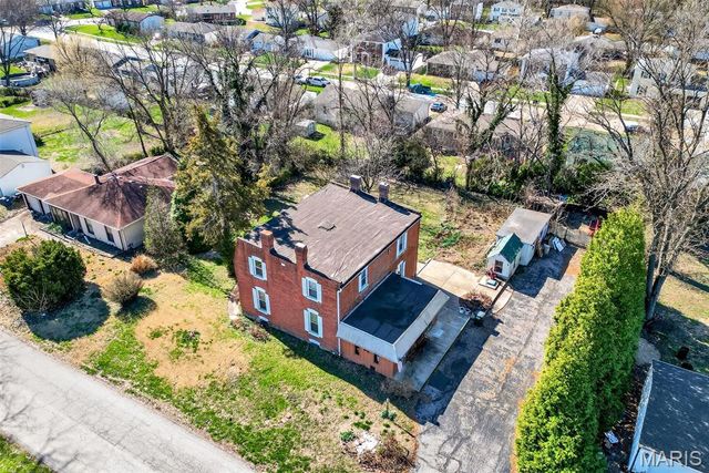 16 Maple Street, St Peters, MO 63376