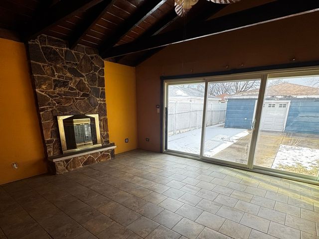 11526 S Laflin Street, Chicago, IL 60643