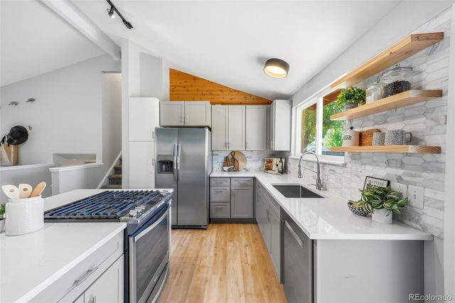 18856 W 59th Drive, Golden, CO 80403