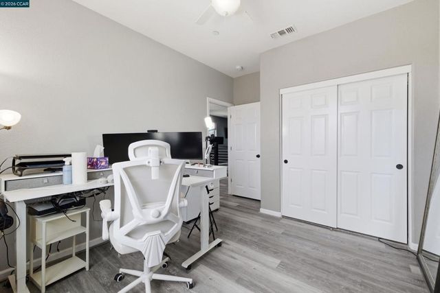 300 Coolcrest Dr, Oakley, CA 94561