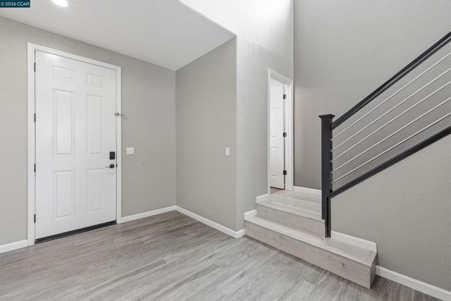 300 Coolcrest Dr, Oakley, CA 94561