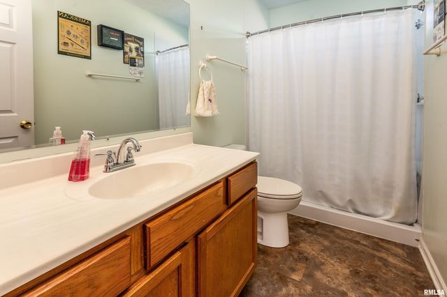 2080 Route 166, Creal Springs, IL 62922