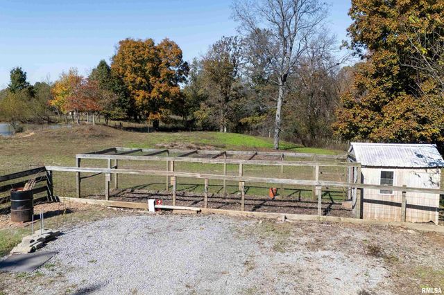 2080 Route 166, Creal Springs, IL 62922