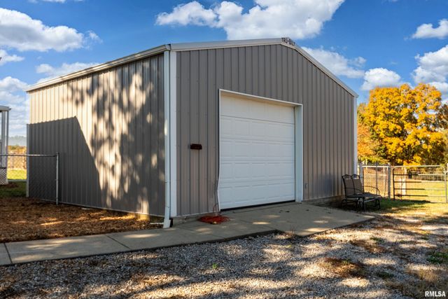 2080 Route 166, Creal Springs, IL 62922