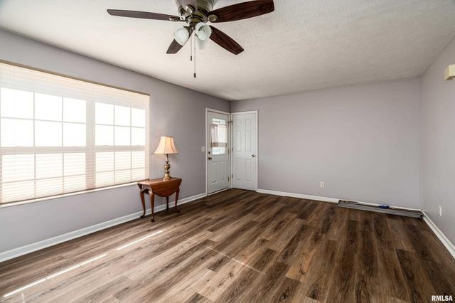 2080 Route 166, Creal Springs, IL 62922