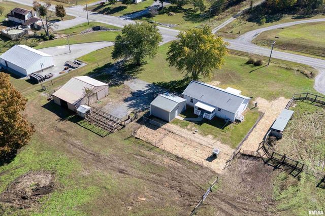 2080 Route 166, Creal Springs, IL 62922