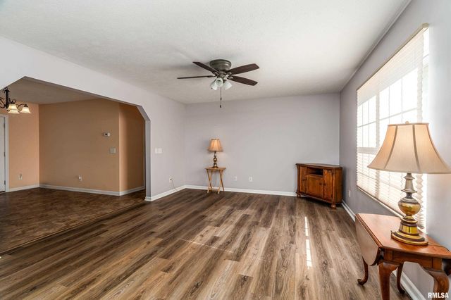 2080 Route 166, Creal Springs, IL 62922