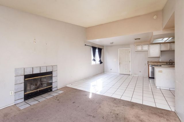 421 Lindsay Ave, Sacramento, CA 95838